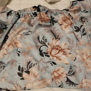 Floral top